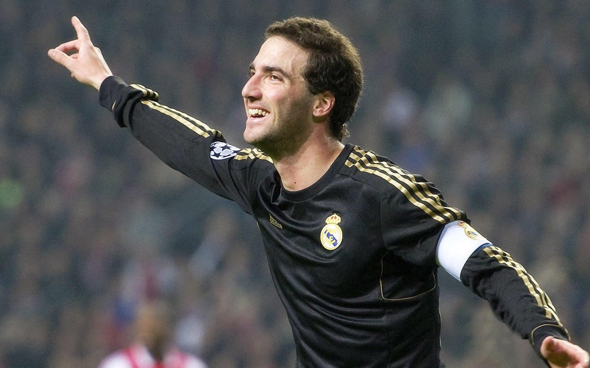 费迪南德谈住院惊魂，自嘲男性流感却险酿悲剧，呼吁男性重视健康信号