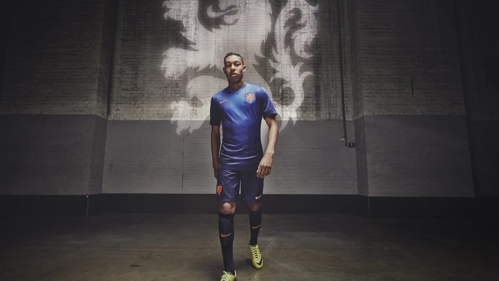 亚洲杯集训名单正式公布！媒体人热议，雷蒙实力获认可，有望最终入选代表国家队出征